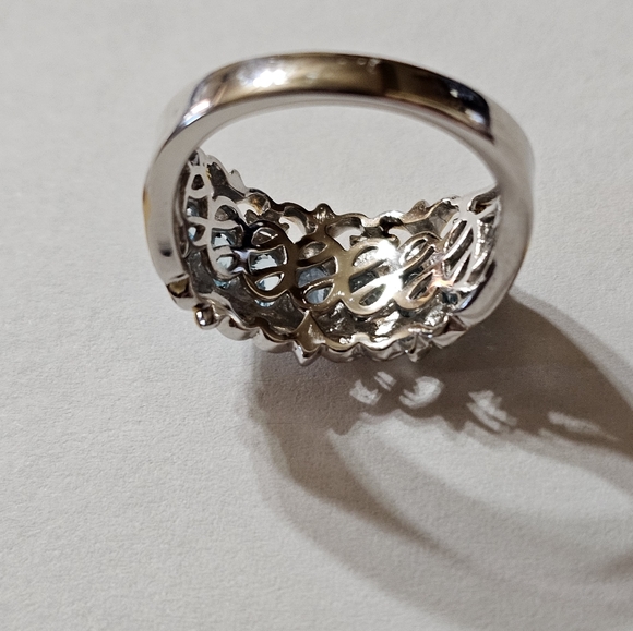 Genuine Cambodian Blue Zircon Ring Platinum over Sterling Silver Size 7! - Picture 10 of 12